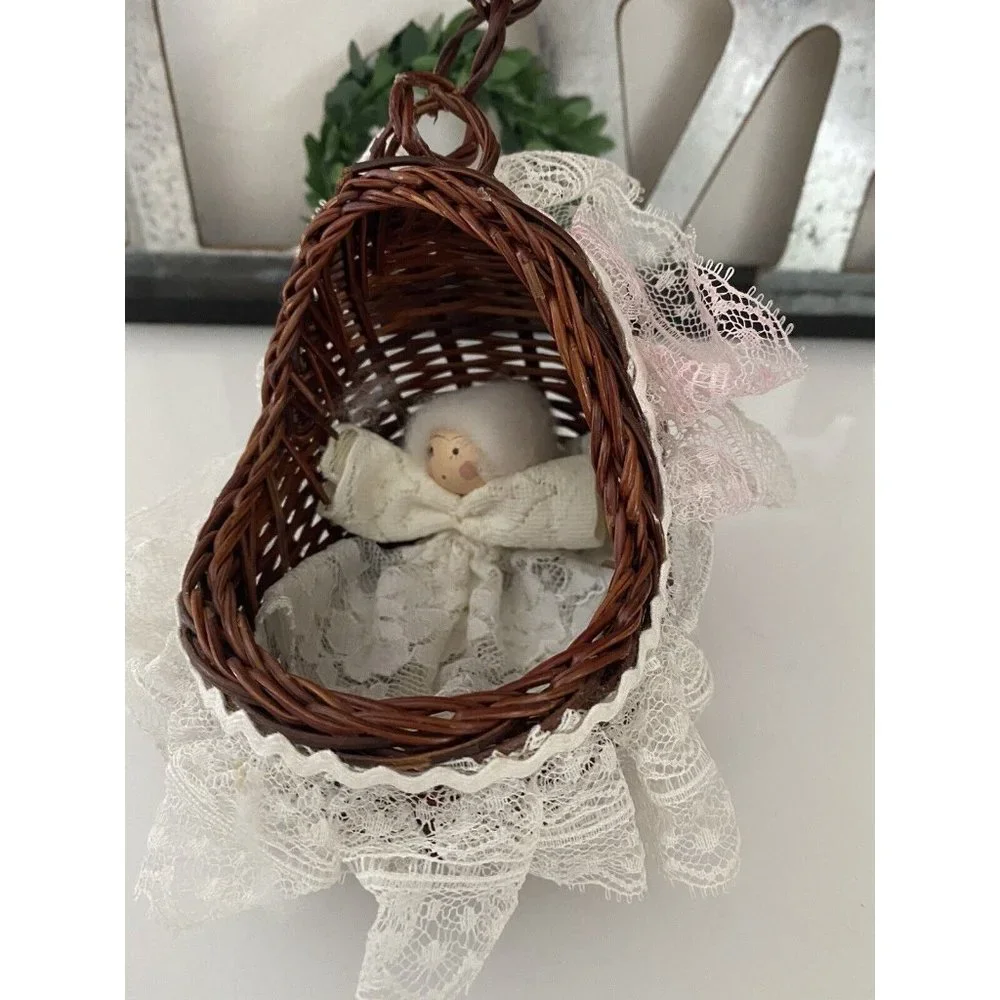 Hanging Wicker Doll Basket Vintage‎ Doll Bassinet with Angel Lace Doll Ornament